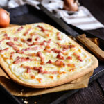 Warum heißt Flammkuchen Flammkuchen